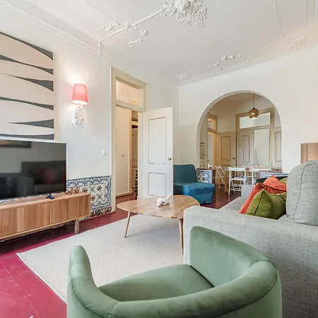 Tagus Views - 2br Alfama Castle - Historic Gem Appartement Lissabon