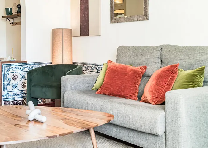 Apartament Tagus Views - 2br Alfama Castle - Historic Gem Lizbona