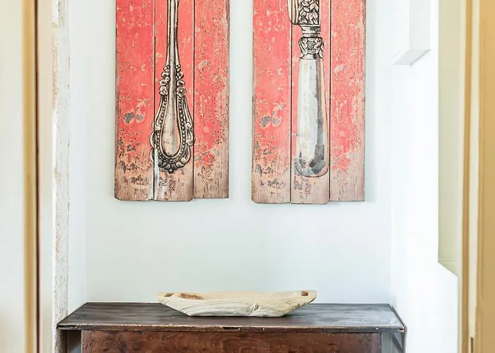 Tagus Views - 2br Alfama Castle - Historic Gem شقة *