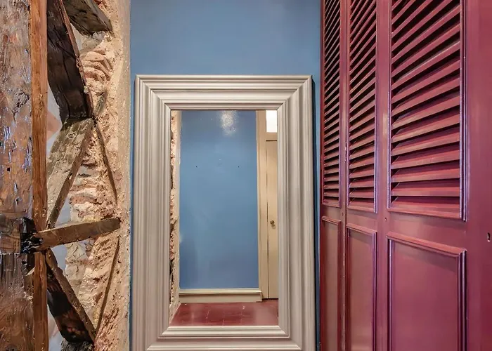 Apartamento Tagus Views - 2br Alfama Castle - Historic Gem *